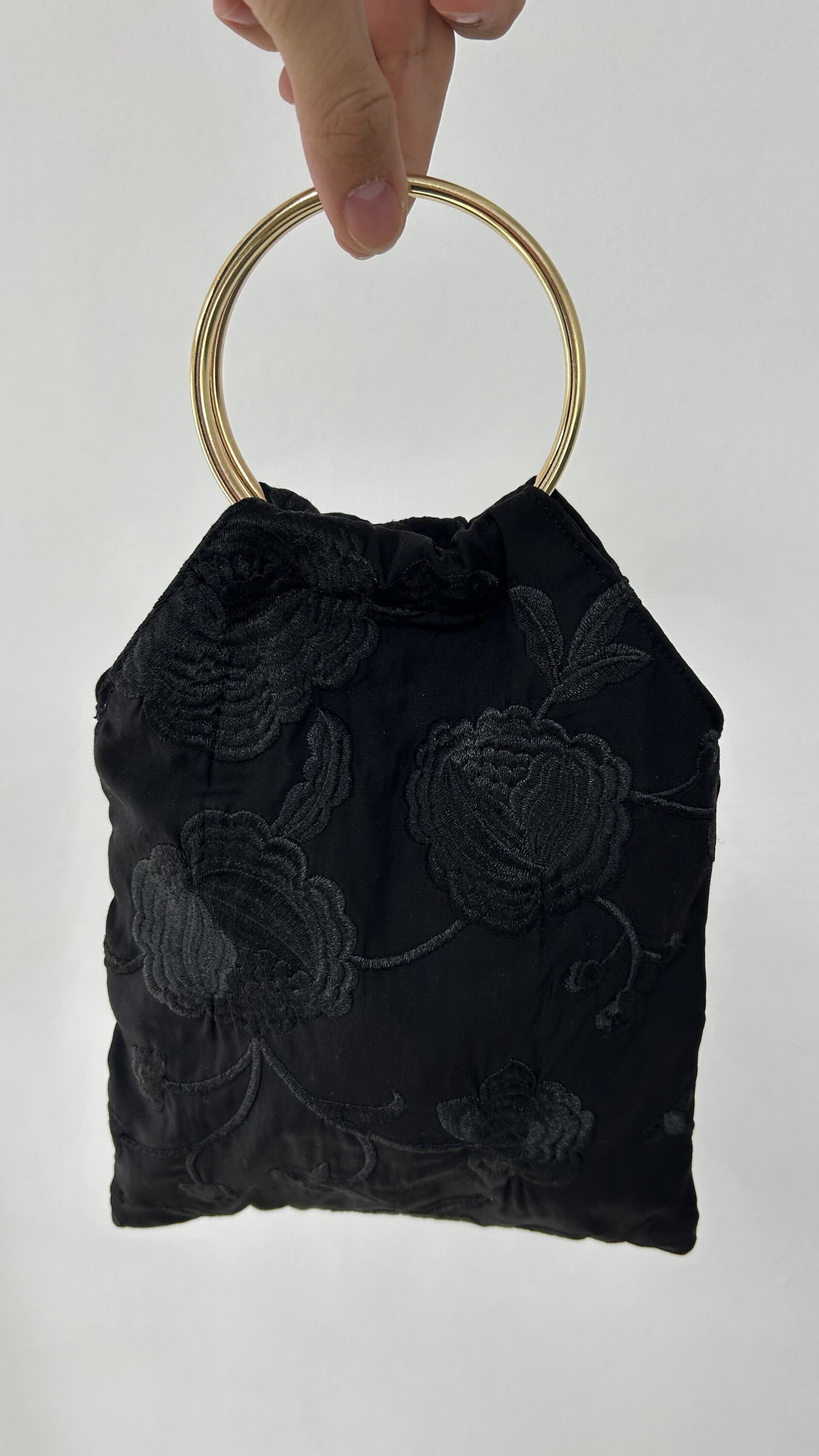 Bolso Negro Bordado - 2