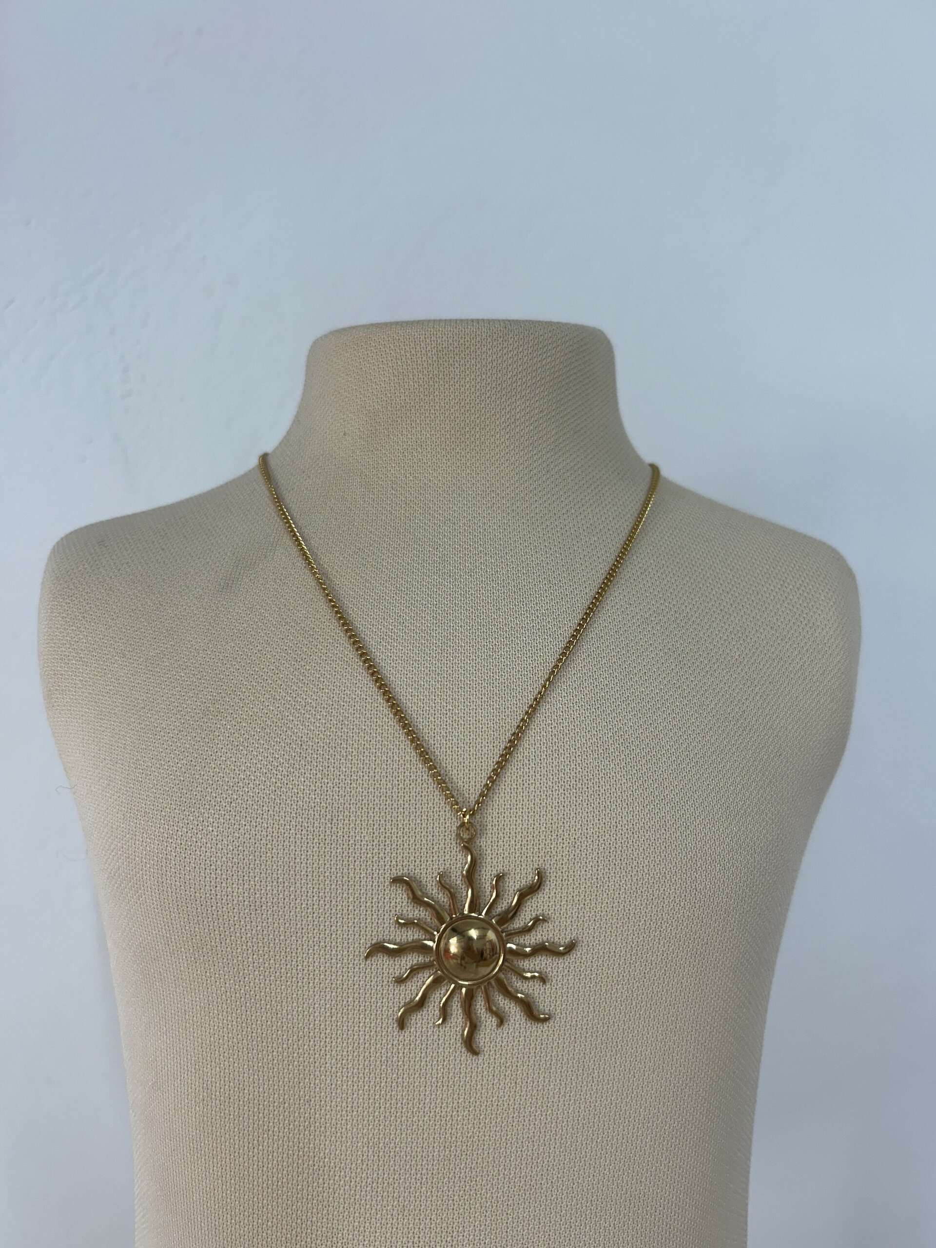 Collar Sol - 1